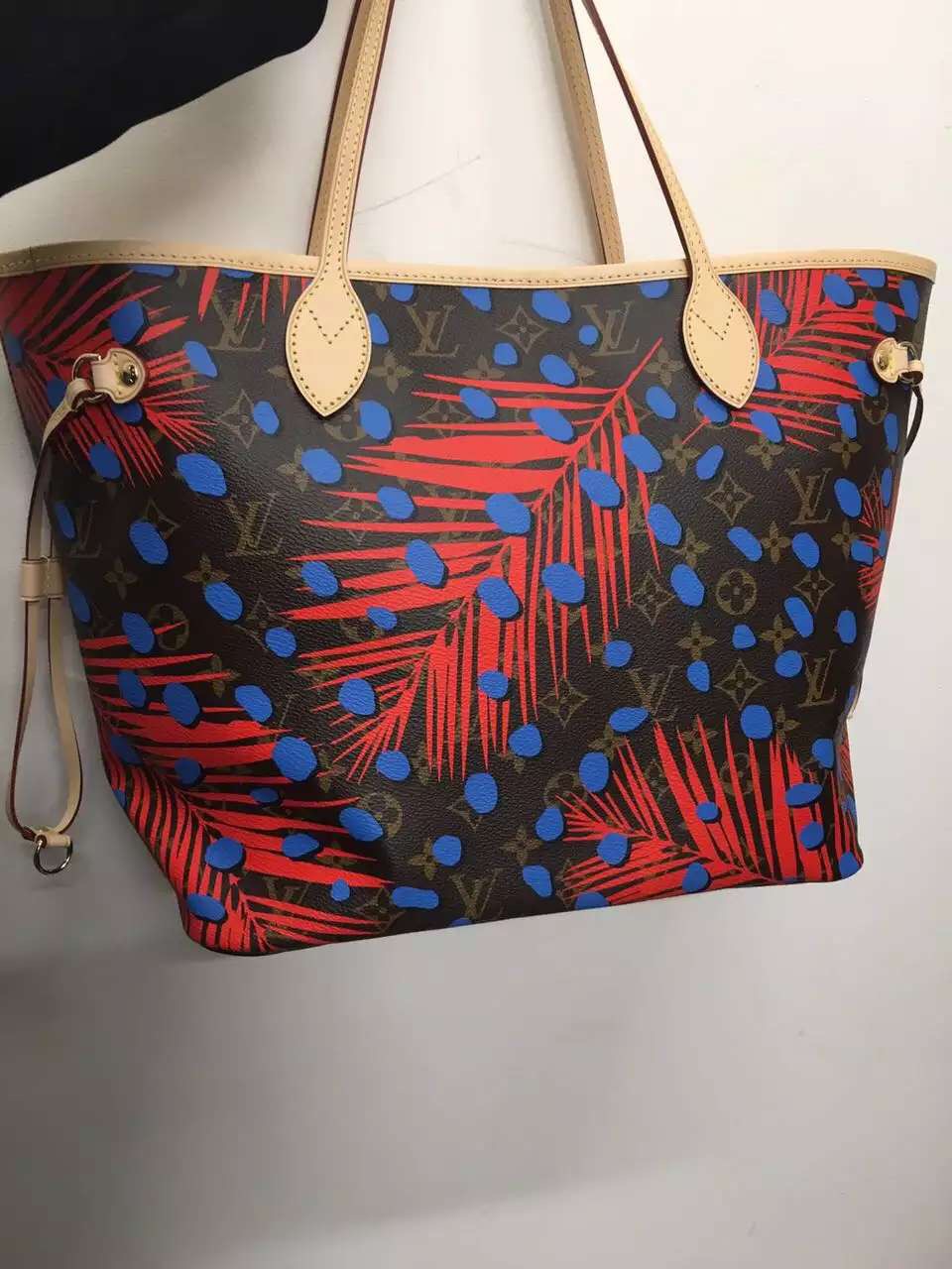 Authentic Louis Vuitton Neverfull Palm Spring Bag M41978